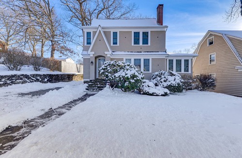 Waterbury House | Charming Connecticut Retreat Near Museums & Hiking