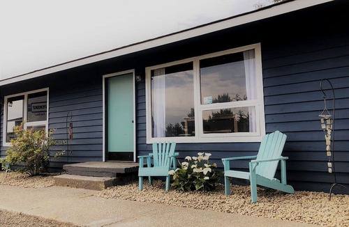Copalis Beach House | Charming Copalis Beach Cabin Ideal for Weekend Getaways in Washington State