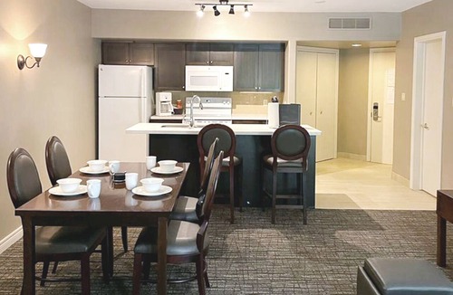 Oro-Medonte Resort | Charming Copeland 1-bed Condo + patio + hot tub