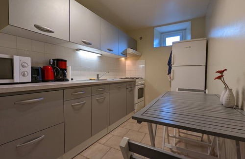 Salles-Lavalette Cottage | Charming cottage in Charente with garden, pets allowed
