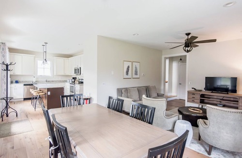 Warm Springs House | Charming Cottage Closest to the Warm Springs Pools! Mountain Views