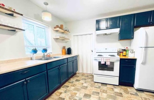 Wellington Cottage | Charming Cottage in the Heart of Wellington