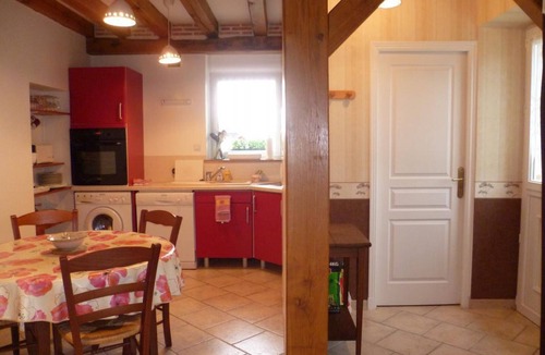 Cour-Cheverny Cottage | Charming cottage in nature with garden, pets allowed