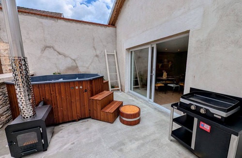 Ray-sur-Saone Cottage | Charming cottage with sauna and panoramic view