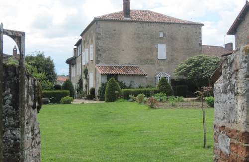 Bussiere-Boffy Cottage | Charming cottage in a small village in the Upper Limousin. Golf.