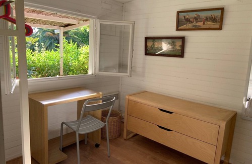 La Garde Cottage | Charming Cottage in a private residence with pool - Beaches walking distance