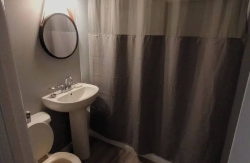 Montgomery Cottage | Charming Cottage in Historic Downtown Montgomery with AC, WiFi