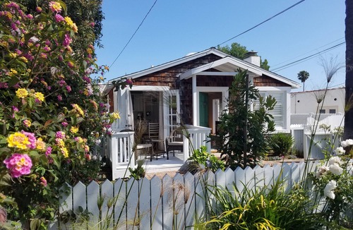 Laguna Beach Cottage | Charming Cottage Near the Beach In the Heart of Laguna Village