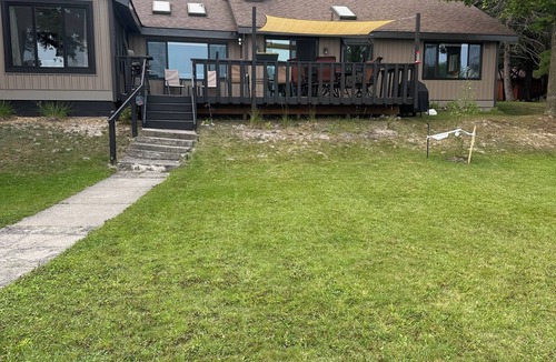 Cedar Cottage | Charming Cottage on North Shore of Little Traverse Lake-LeelanauCounty