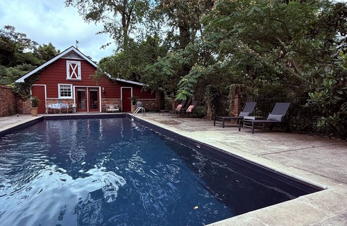 Aiken Cottage | Charming Cottage on South Boundary with pool