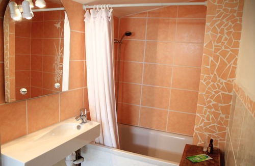 Langoiran House | Charming cottage overlooking the vineyards