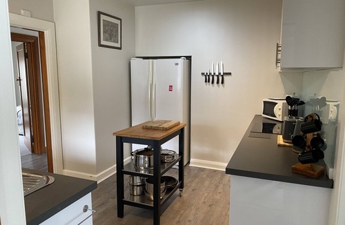 Lindisfarne Cottage | Charming Cottage Retreat perfect for short or longer stays in Lindisfarne.