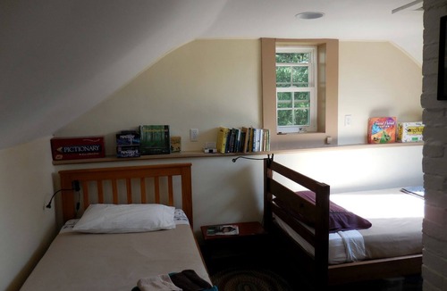 Front Royal Cottage | Charming Cottage Rental next to Appalachian Trail in Front Royal, Virginia