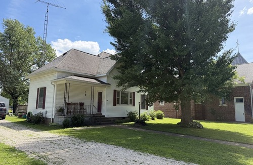 Sandborn House | Charming Cottage Retreat Near Park & Forest