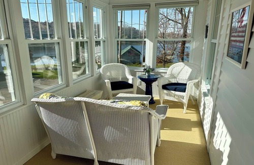 Green Lake Cottage | Charming Cottage Two Blocks from Downtown
