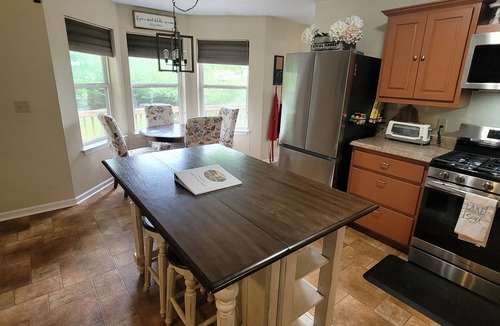 Heber Springs Cottage | Charming Cottage by Greers Ferry Lake