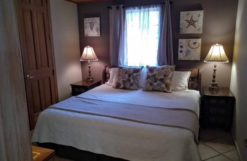Plantation Cottage | Charming Cottage