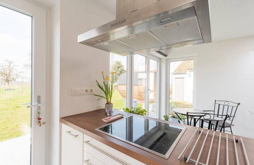 Honnelles House | Charming Cottage with Sauna