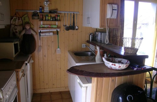 Arfeuilles Cottage | Charming cottage with shared pool