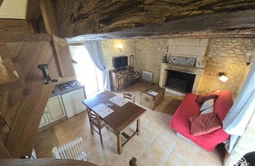 Naussannes Cottage | Charming Cottage with Pool & Private Lake near Scenic Dordogne