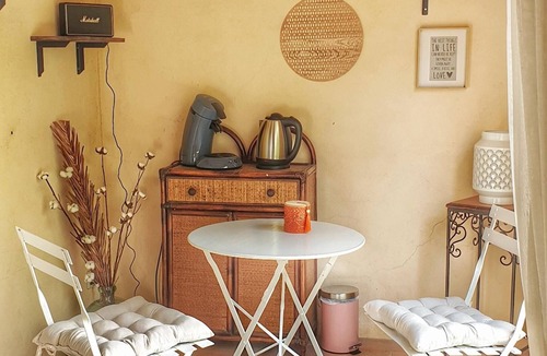 Vacqueyras Cottage | Charming cottage with jacuzzi and swimming pool in the heart of the village of Vacqueyras