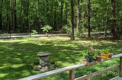 Harbert House | Charming cottage with fireplace & private beach, perfect for getaways