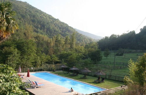 Le Tech Cottage | Charming cottages 3 stars, 20m pool, WIFI, dream setting, river
