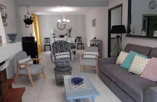 Beaumont-la-Ronce Cottage | Charming countryside house near Tours with garden and bikes