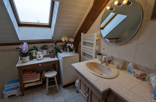 Vannes-sur-Cosson Bed & Breakfast | Charming Country Retreat with Cozy Rooms in Scenic Sologne