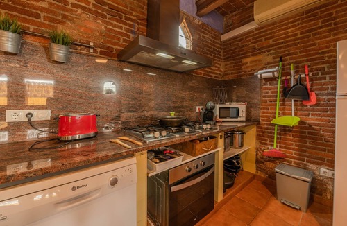 Pujals dels Cavallers Cottage | Charming country house in the countryside with large garden and pool
