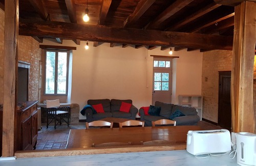 Bengy-sur-Craon Cottage | Charming Countryside Cottage with Terrace, Garden & All-Inclusive Amenities