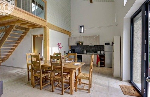 Saint-Heand Cottage | Charming countryside house with garden, pets allowed