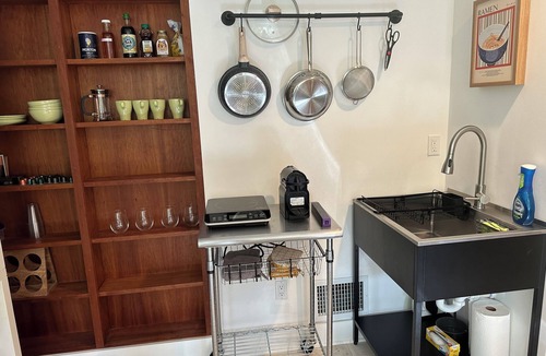 Kent Apartment | Charming Countryside Apartment in Kent: Perfectly Situated Near Schools