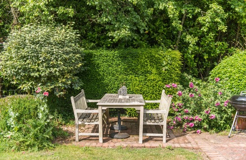 Ham House | Charming countryside cottage with large garden
