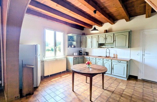 Arthon Cottage | Charming Countryside Getaway: Spacious Home with Private Garden and Easy Access to Local Attractions