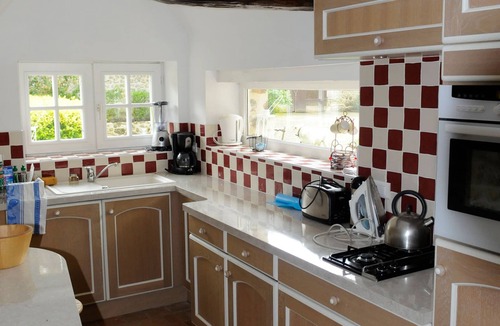 Maresche Cottage | Charming Countryside Retreat: Heated Pool, Tennis, Games Room - Near Le Mans