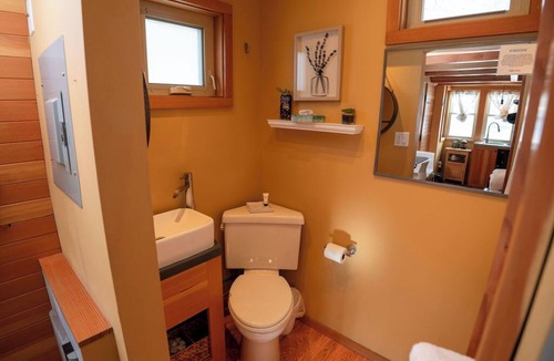 Lyons Resort | Charming Couples’ Escape – The Rusty Aspen Tiny Home in Lyons, CO