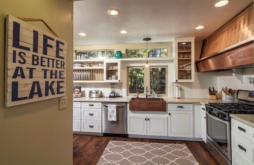 Lake Arrowhead House | Charming, Cozy and Kid-Friendly Tavern Bay Cottage