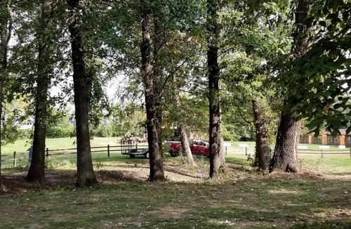 Moscow House | Charming Cozy Chalet on a Hill by the Cedar River in Letts, Iowa