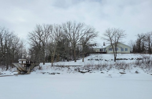Rainy River District House | Charming, cozy, lakefront home in the Canadian woodlands. Natural beauty!
