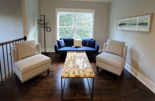 Suwanee House | Charming Custom Home in Historic Suwanee-Sleeps12