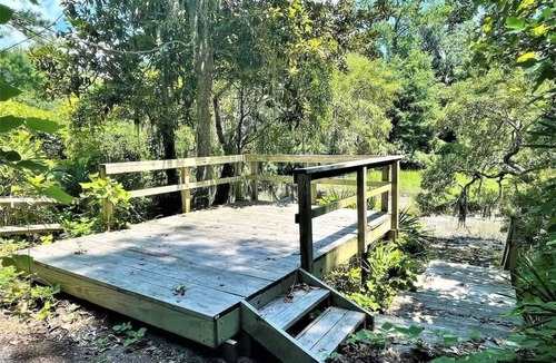 Olde Town Apartment | Charming Designer Studio in the Heart of Historic Old Town Bluffton