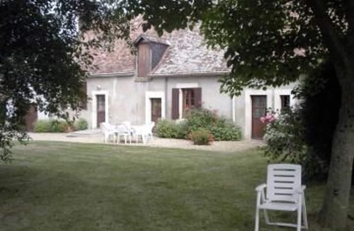 Mareil-sur-Loir Cottage | Charming Detached House, Shaded Garden, Near Lake & Family Activities