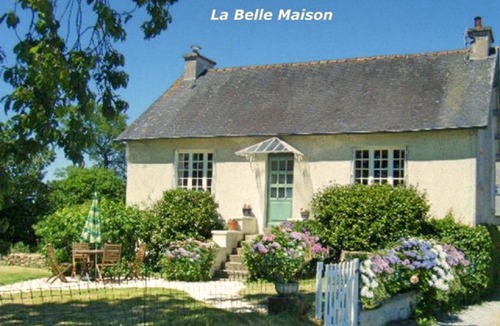 Plessala Cottage | Charming Detached Country Cottage with enclosed garden