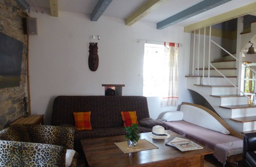 Vesseaux House | Charming detached house with terrace in a farmhouse with swimming pool and garden