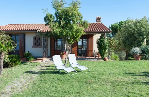 Empoli House | CHARMING DETACHED VILLA WITH A LARGE GARDEN, PRIVATE POOL AND STUNNING VIEW