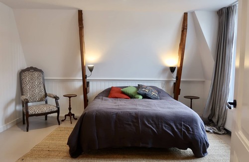 Amsterdam North Bed & Breakfast | Charming Dike House - Private Floor - Green view