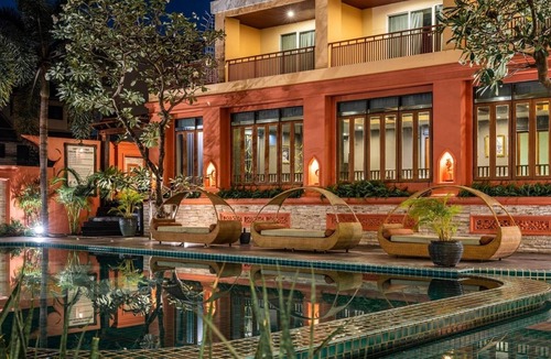North Pattaya House | Charming Double Retreat | Complimentary Parking