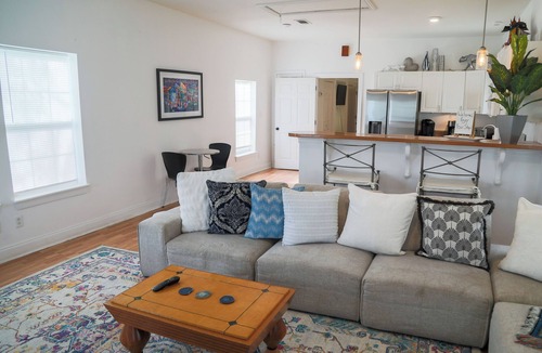 Downtown Cottage | Charming downtown cottage in historical Pensacola!