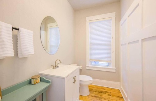 Appleton House | Charming Downtown Home w/Modern Kitchen